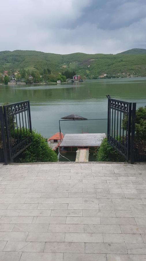 Lake House Novi Pazar Zewnętrze zdjęcie